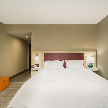 Hampton Inn Newport Luaran gambar