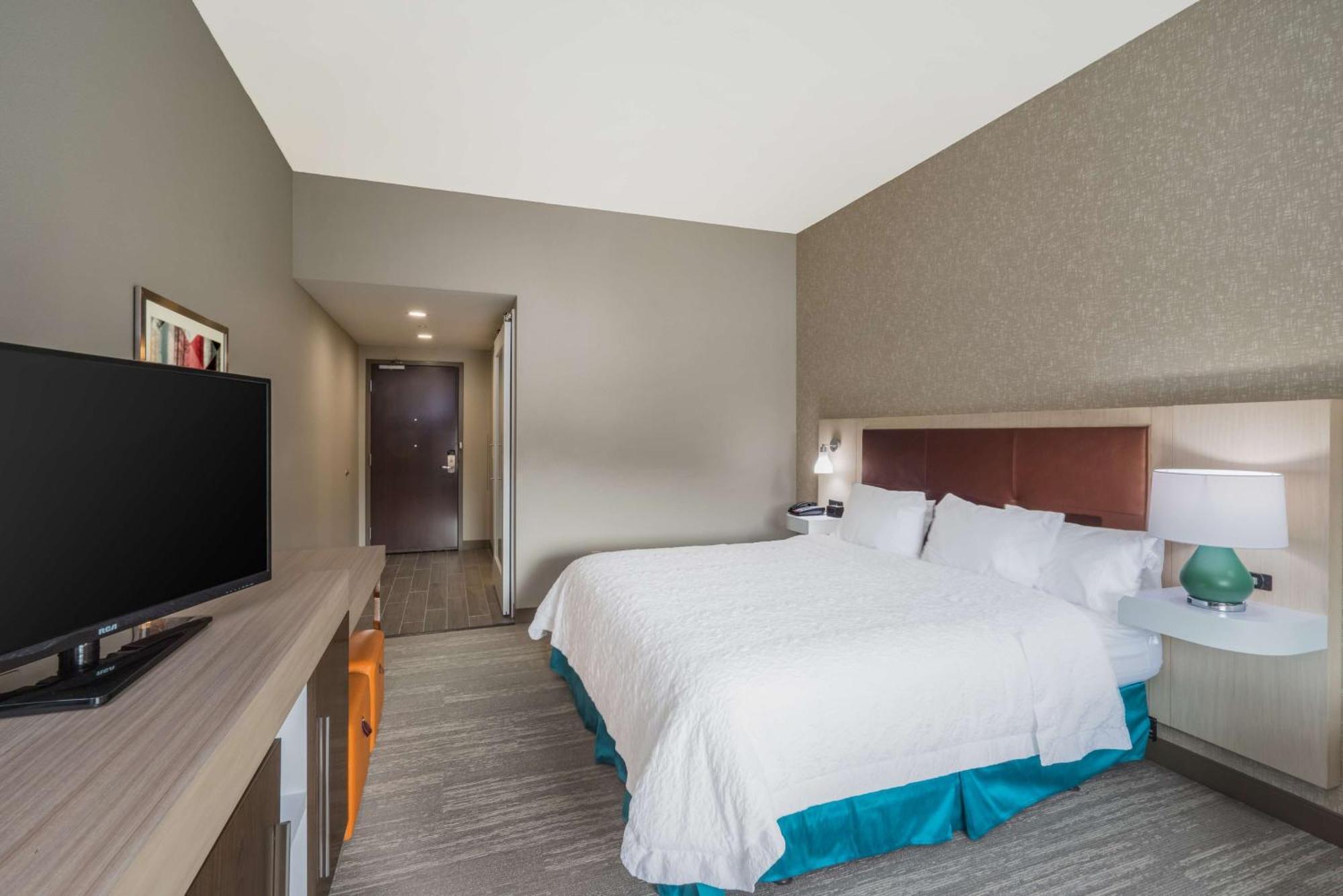 Hampton Inn Newport Luaran gambar