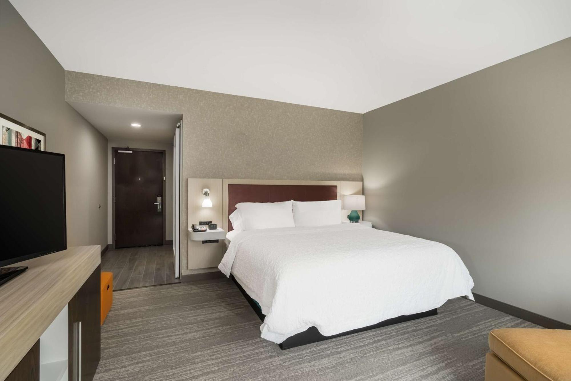 Hampton Inn Newport Luaran gambar