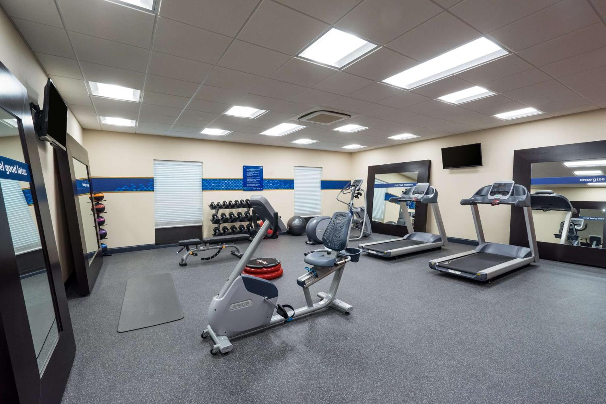 Hampton Inn Newport Luaran gambar